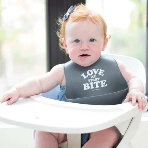 Bella Tunno Wonder Bib: Love at First Bite